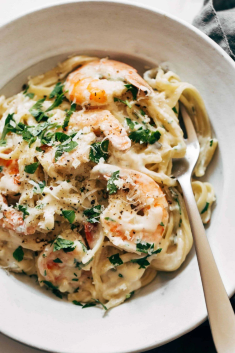 Lemon shrimp scampi linguine
